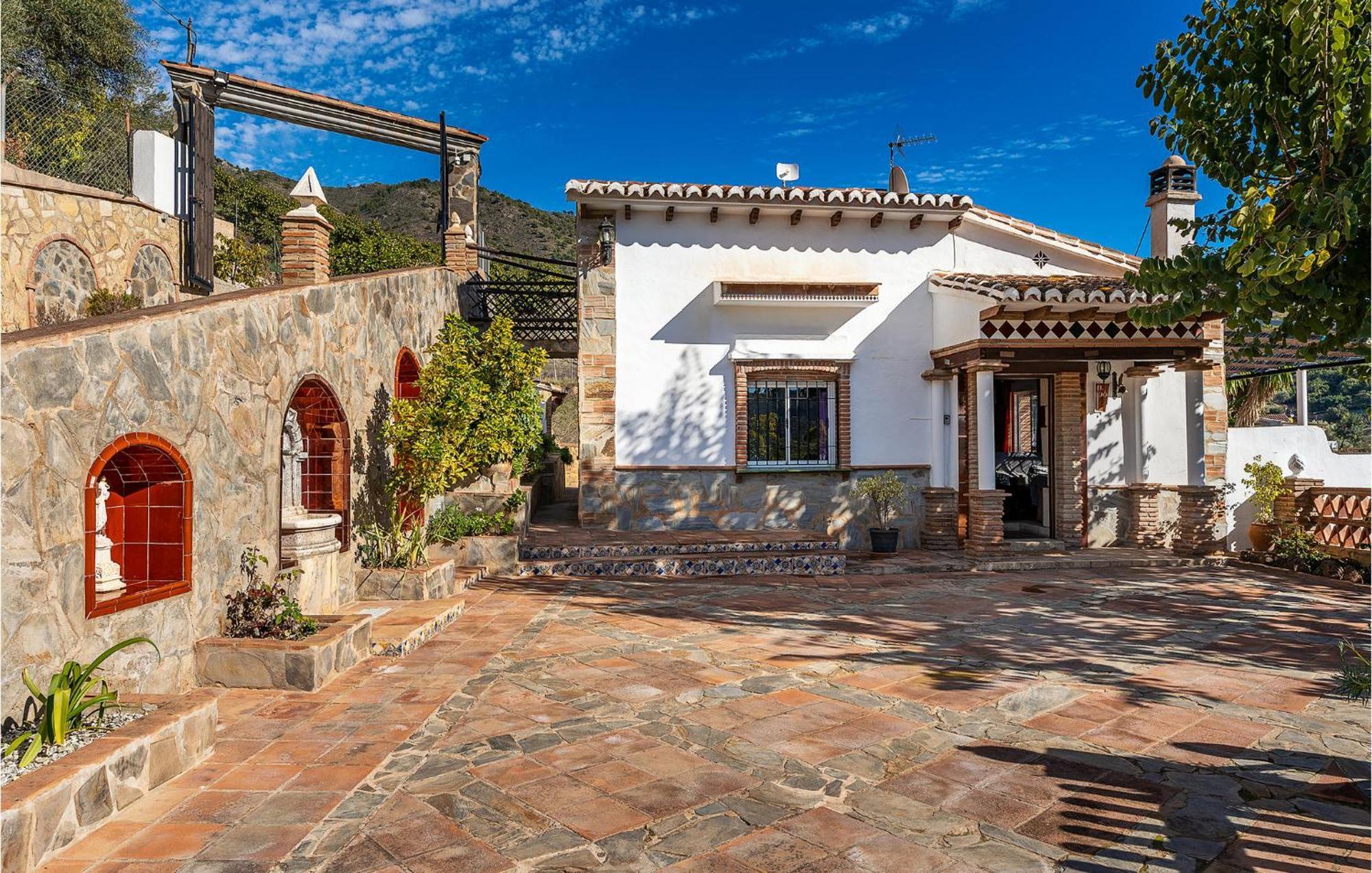 Amazing Home In Frigiliana With Kitchen Экстерьер фото