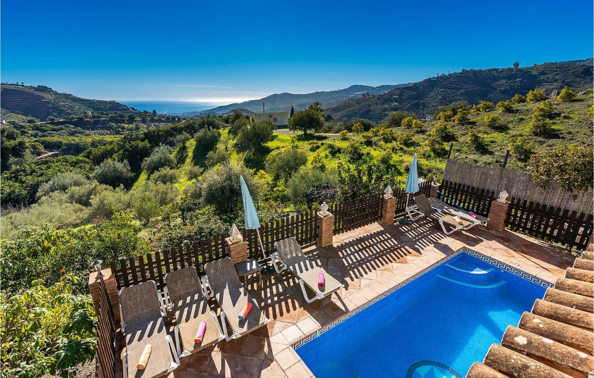Amazing Home In Frigiliana With Kitchen Экстерьер фото