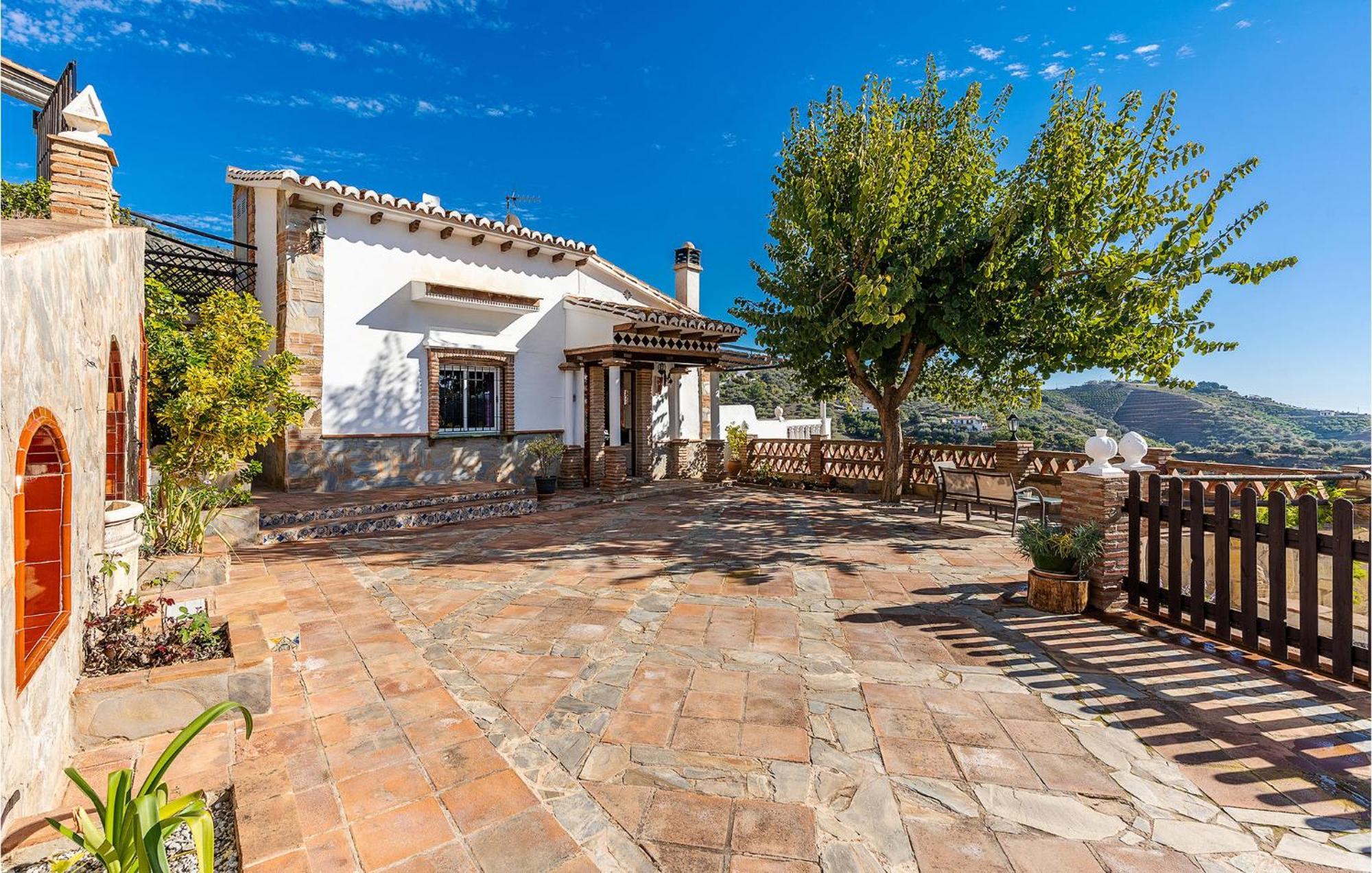 Amazing Home In Frigiliana With Kitchen Экстерьер фото